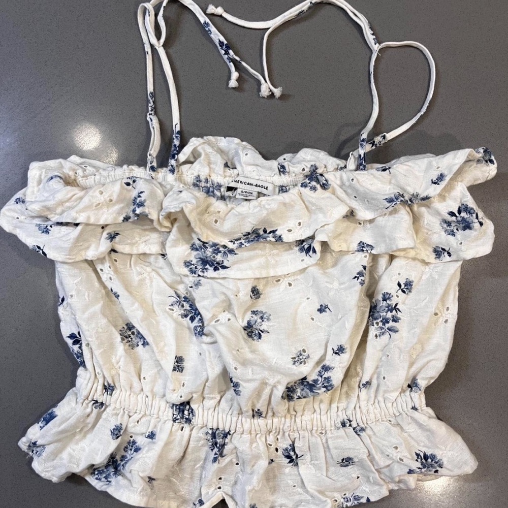 American Eagle Outfitters White and Blue Crop Top